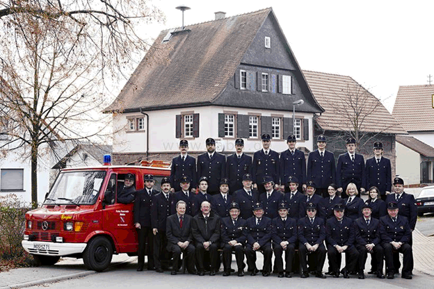 Gruppenbild FFW Reisenbach 2011